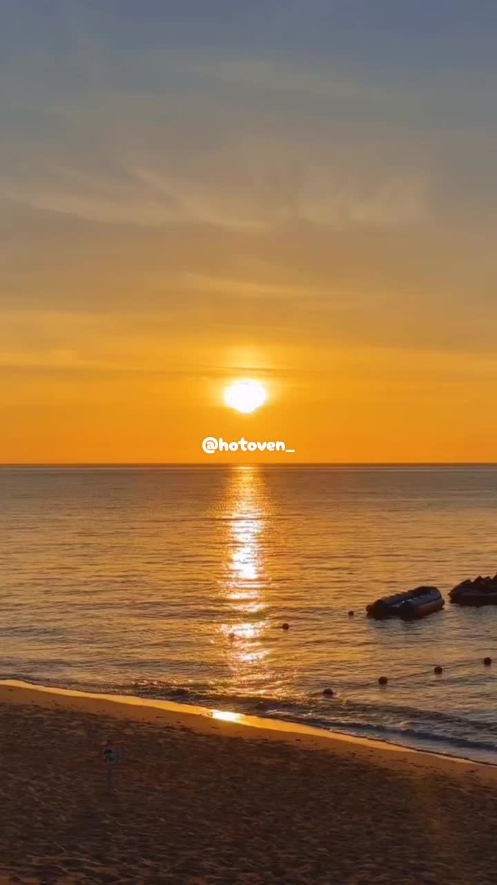 @Hotoven_