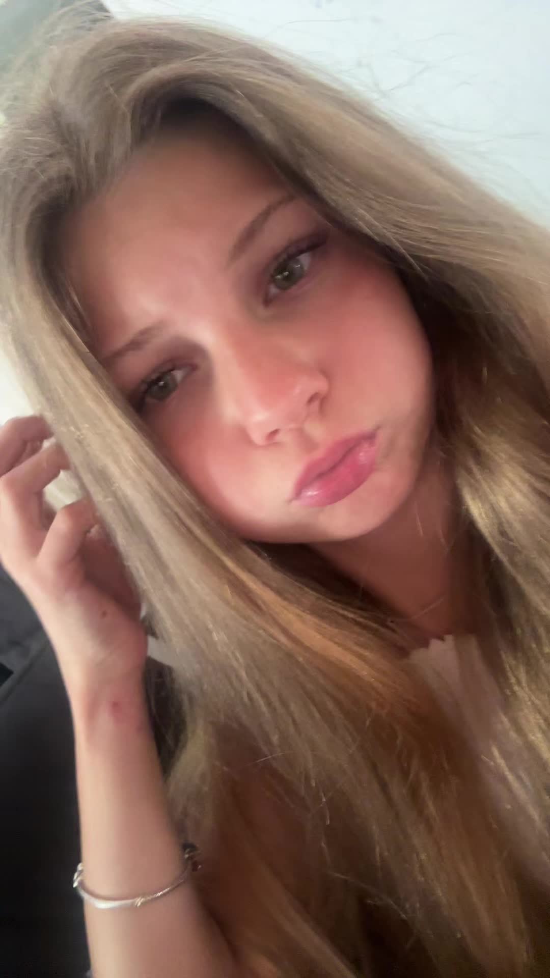 @๐ฅ‘๐๐
