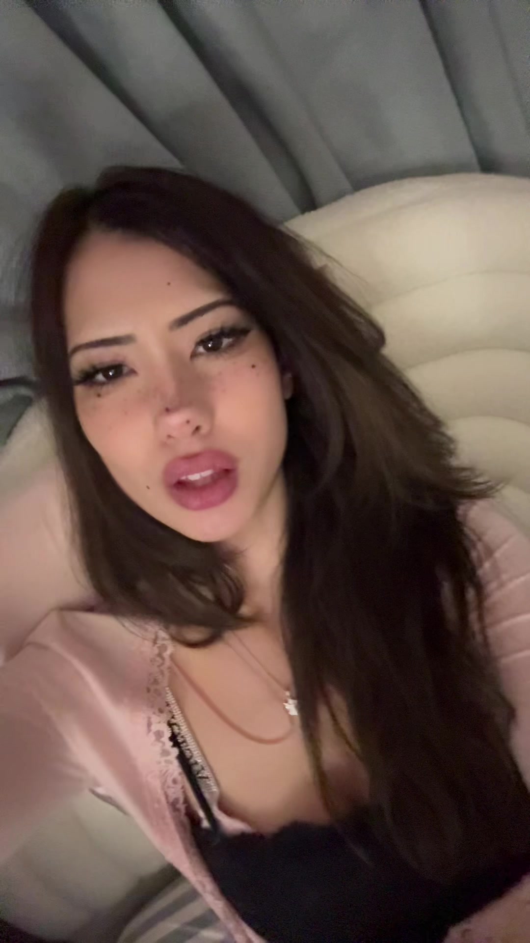 @larataz