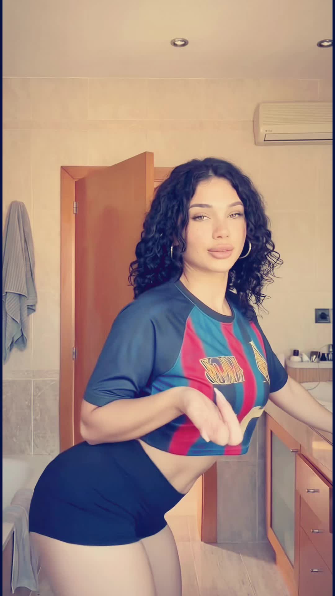 @Roxiiilove