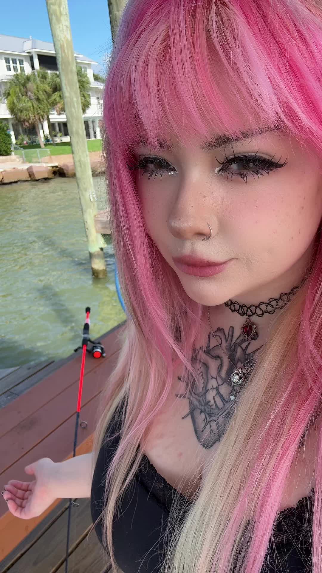 @venomous_dolly