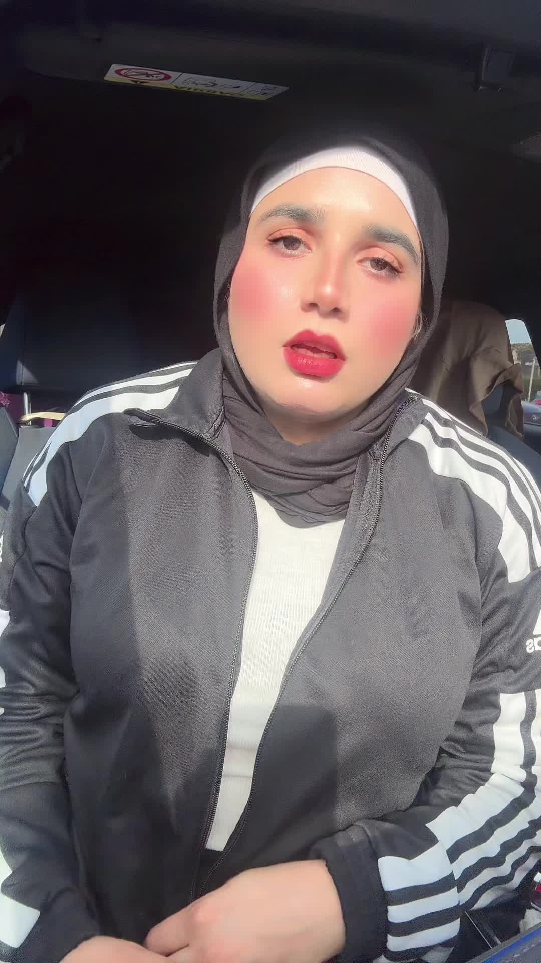 @AasmaQaisar🇵🇰🇬🇧