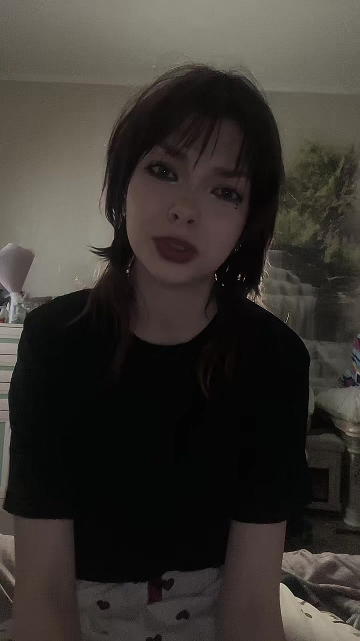 @Лера красная