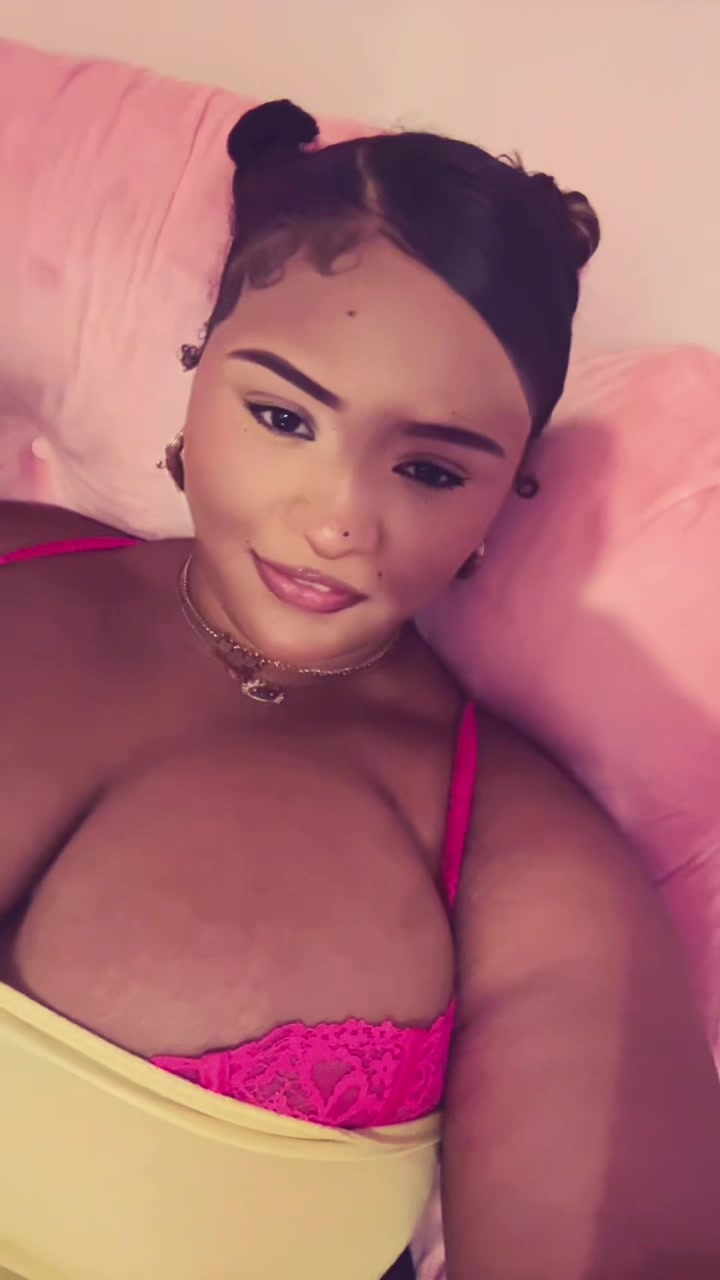 @Vixen👙💲🌺