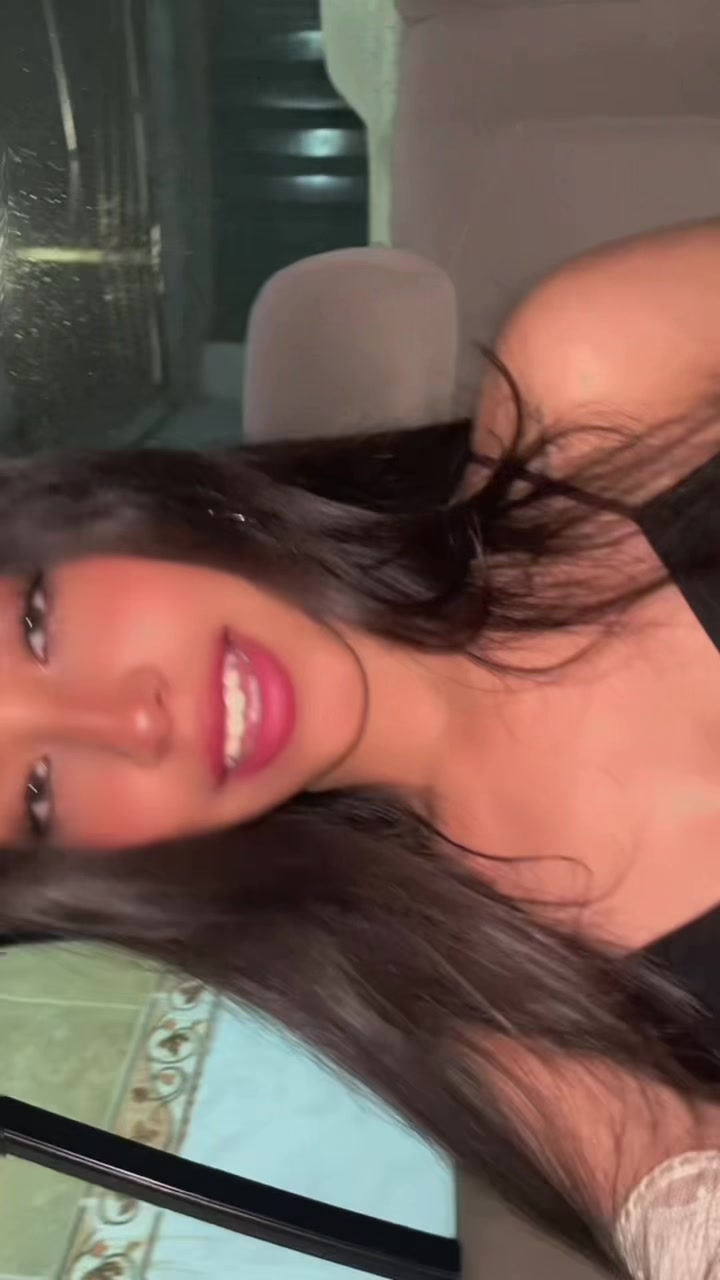 @anniedayane