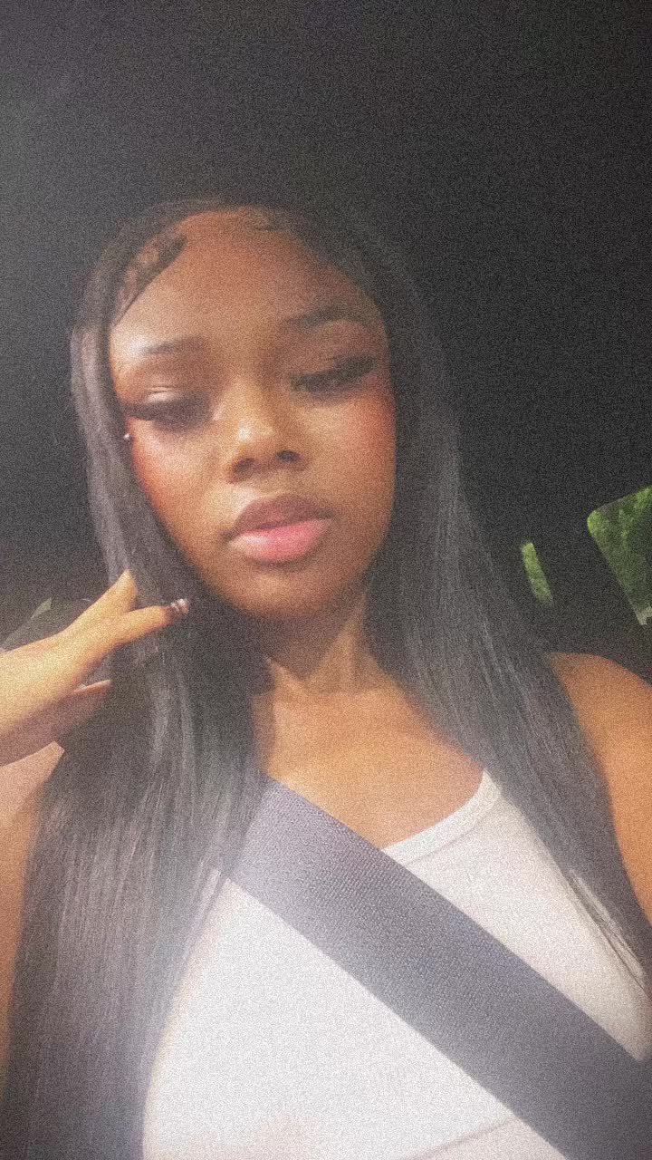 @naomithetopic