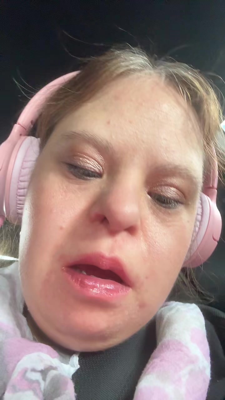 @nicolekeller92