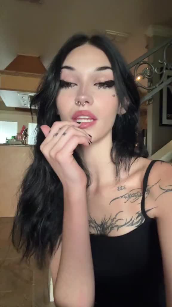 @Celena Dawn