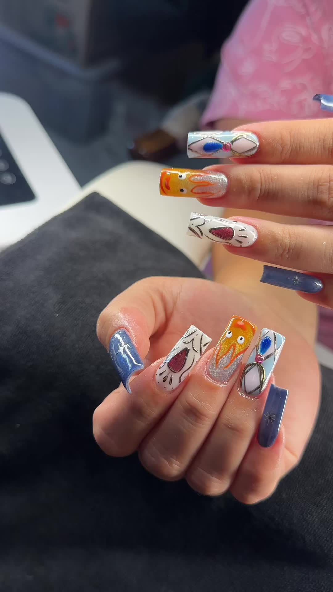@softbutsharpnails