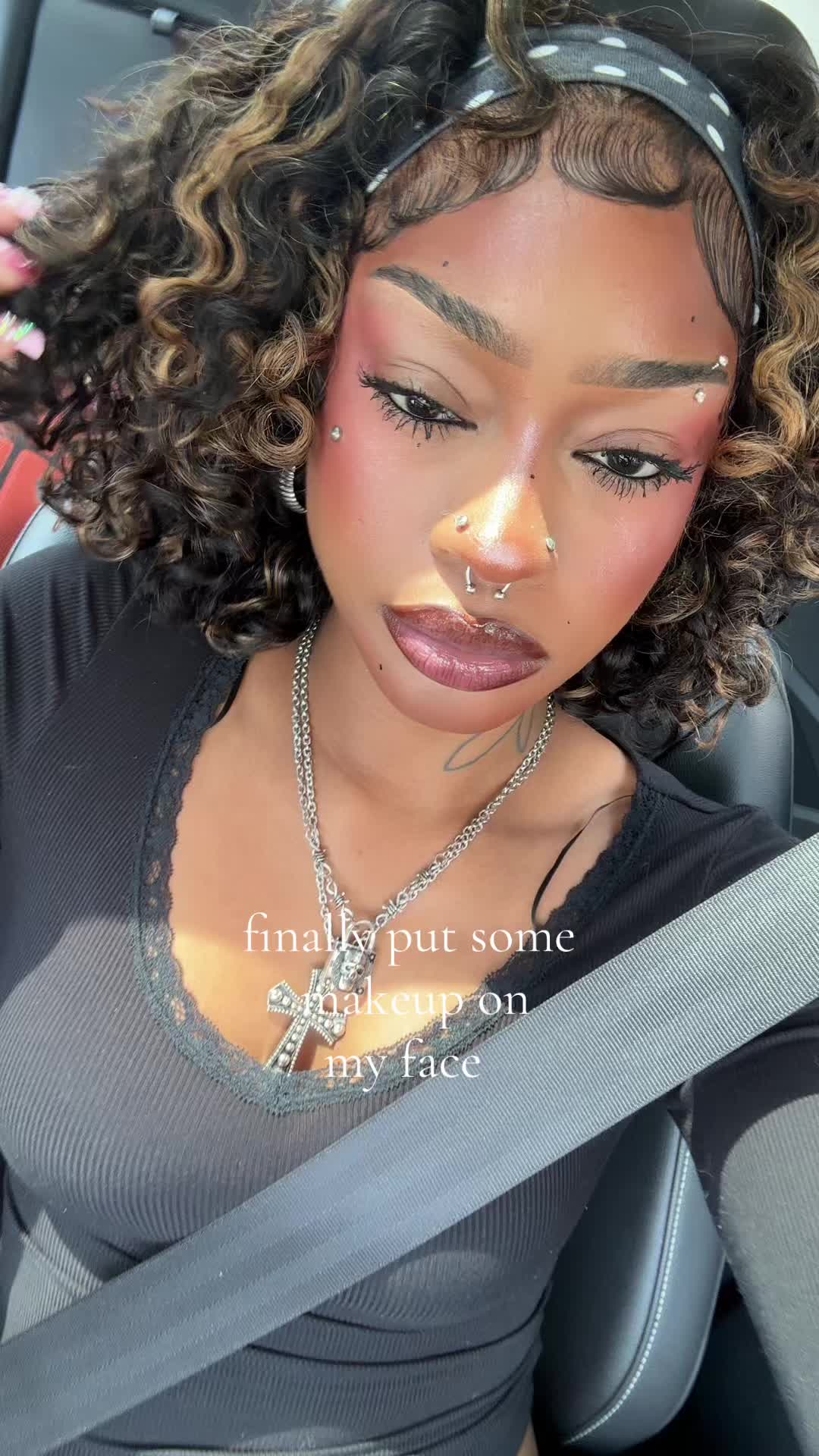 @himynamesunsirae
