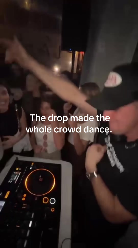 @friendsofstrangerss