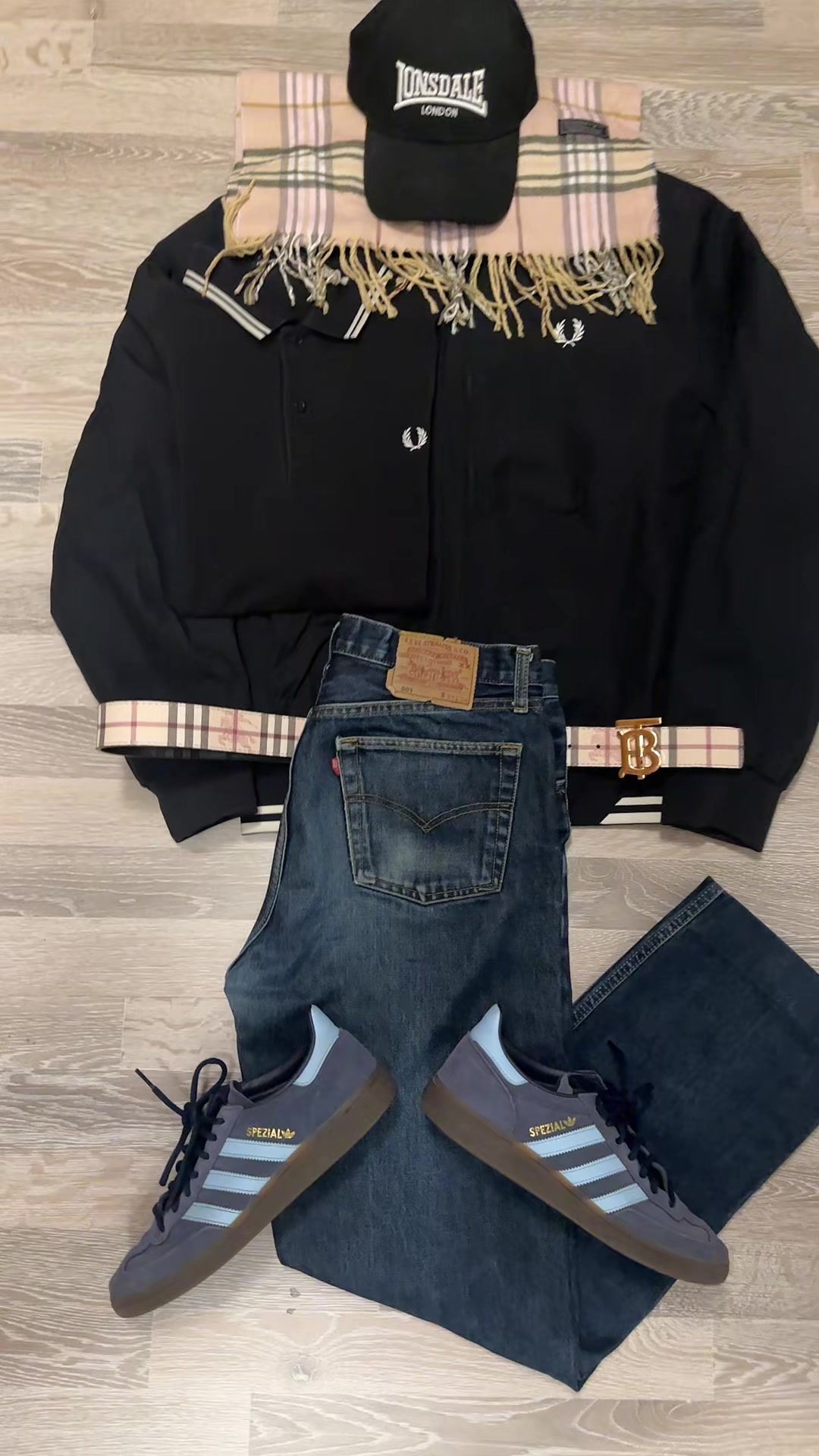 @CasualVintage