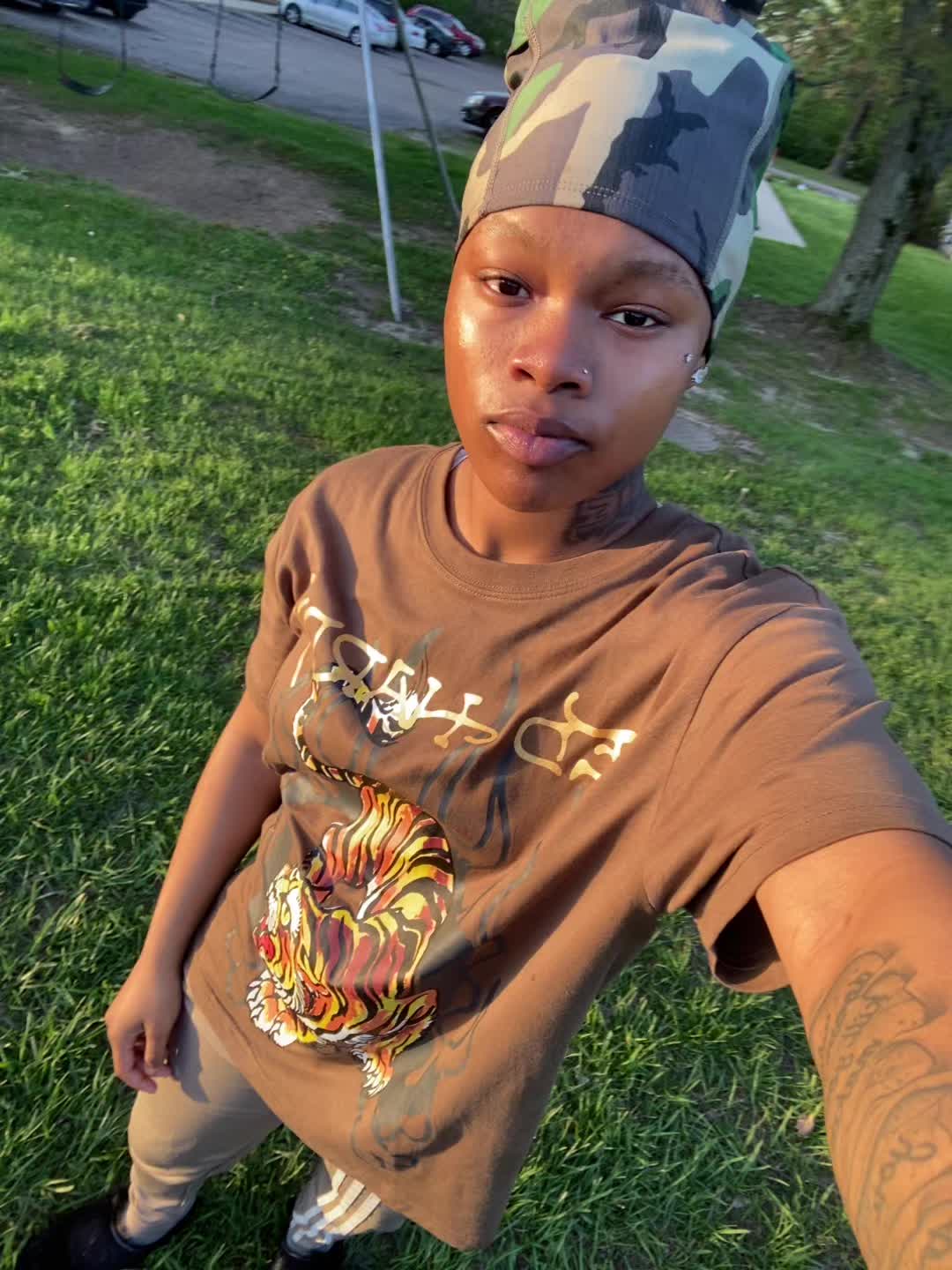 @niyasofamous_