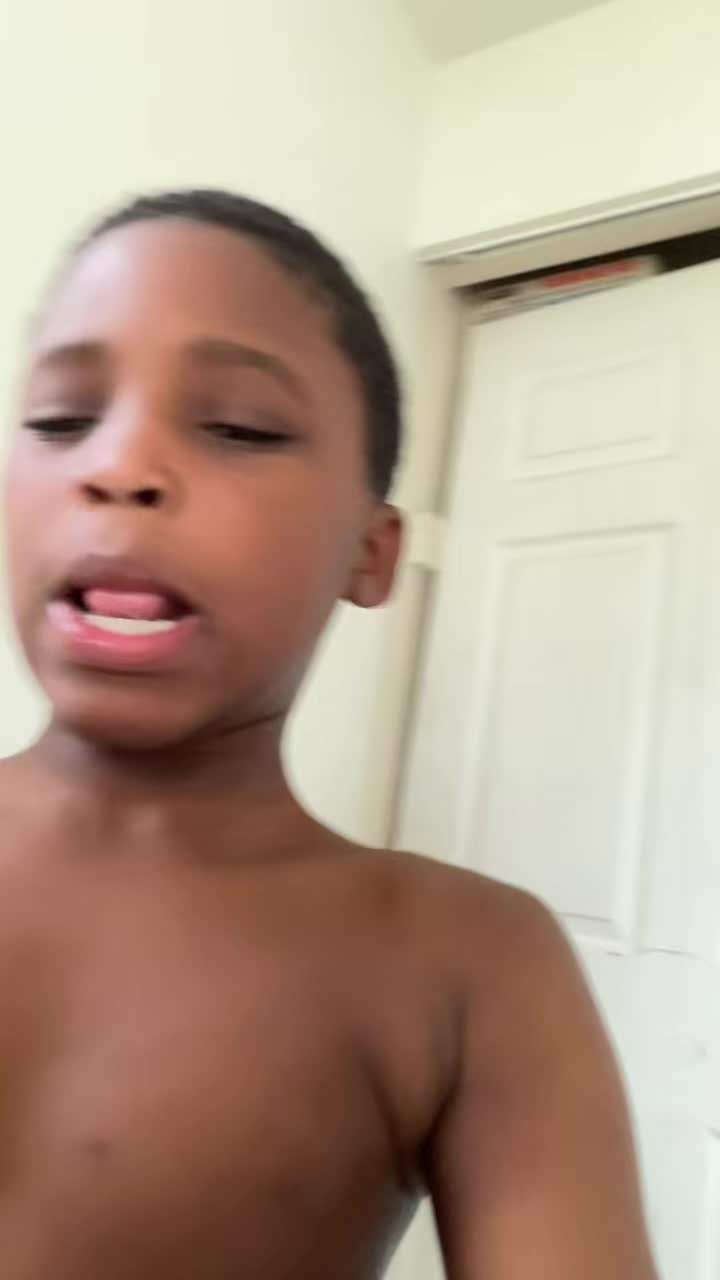 @mommaraee04