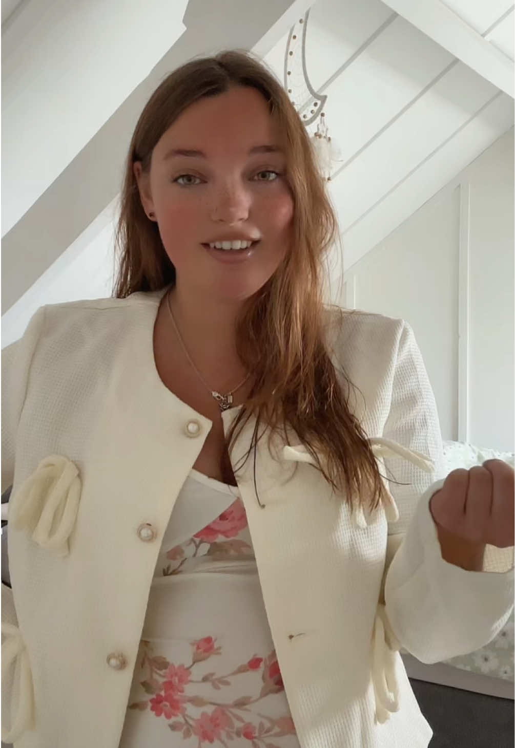 @Chlo&euml;