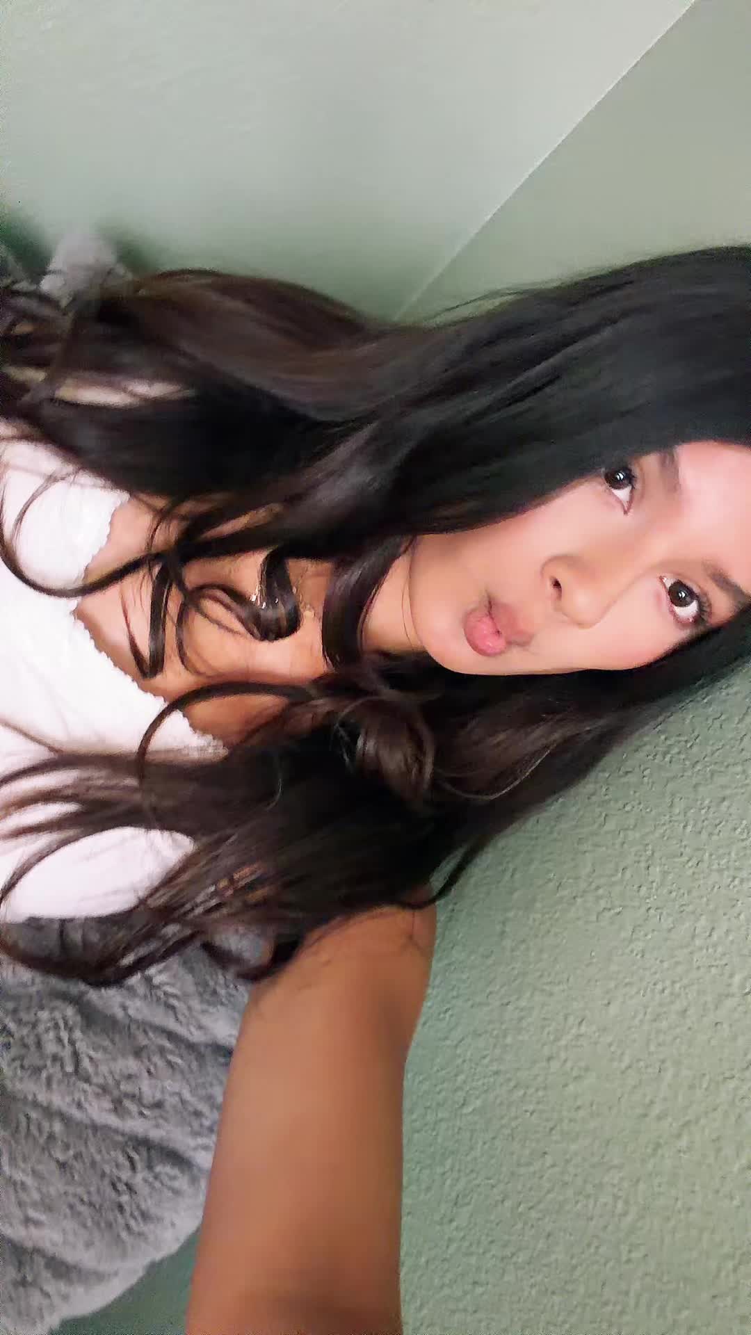 @michelle.