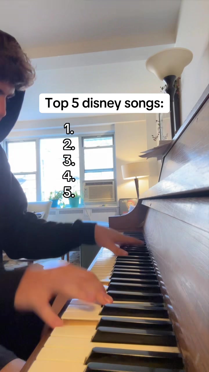 @Sebby Pakurar Piano