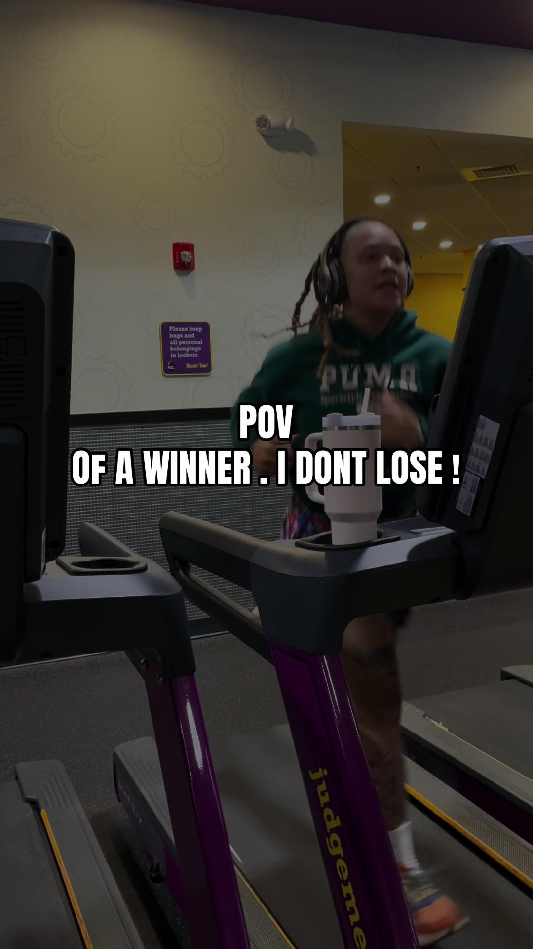 @ItzLoyalTee