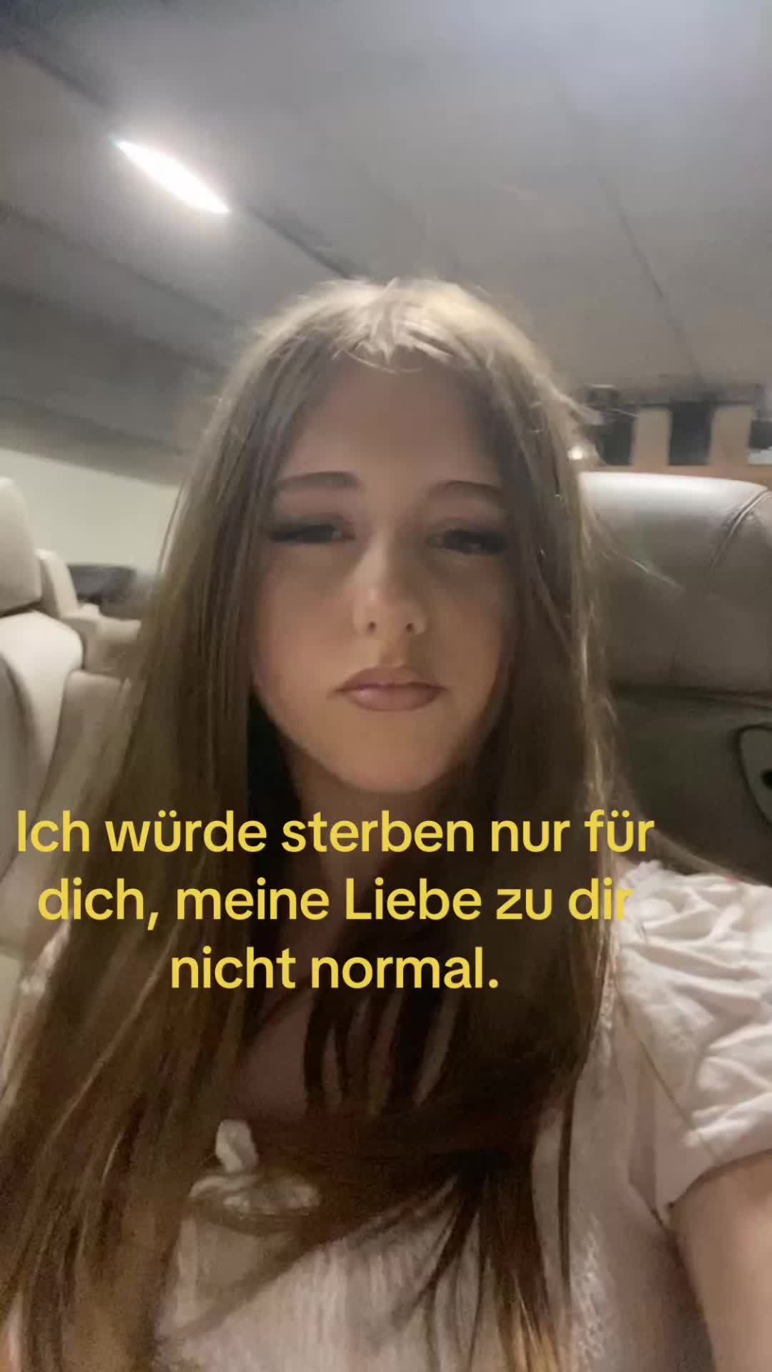 @𝒻