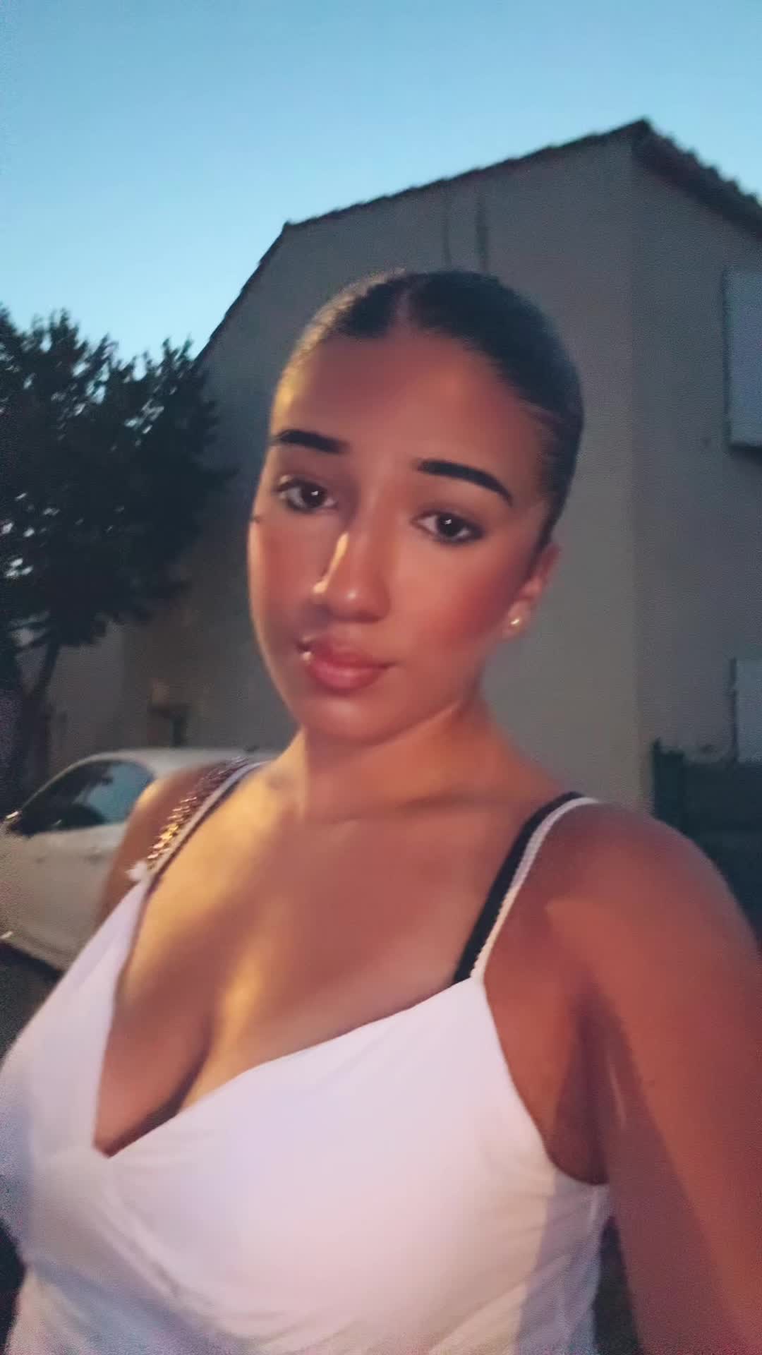 @Alyssa🍇