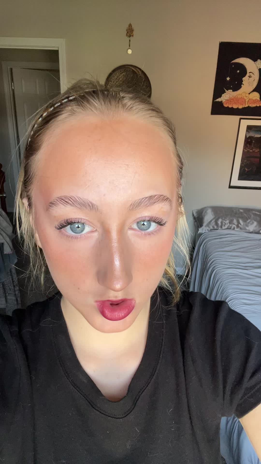@ibelieveinunicorns111
