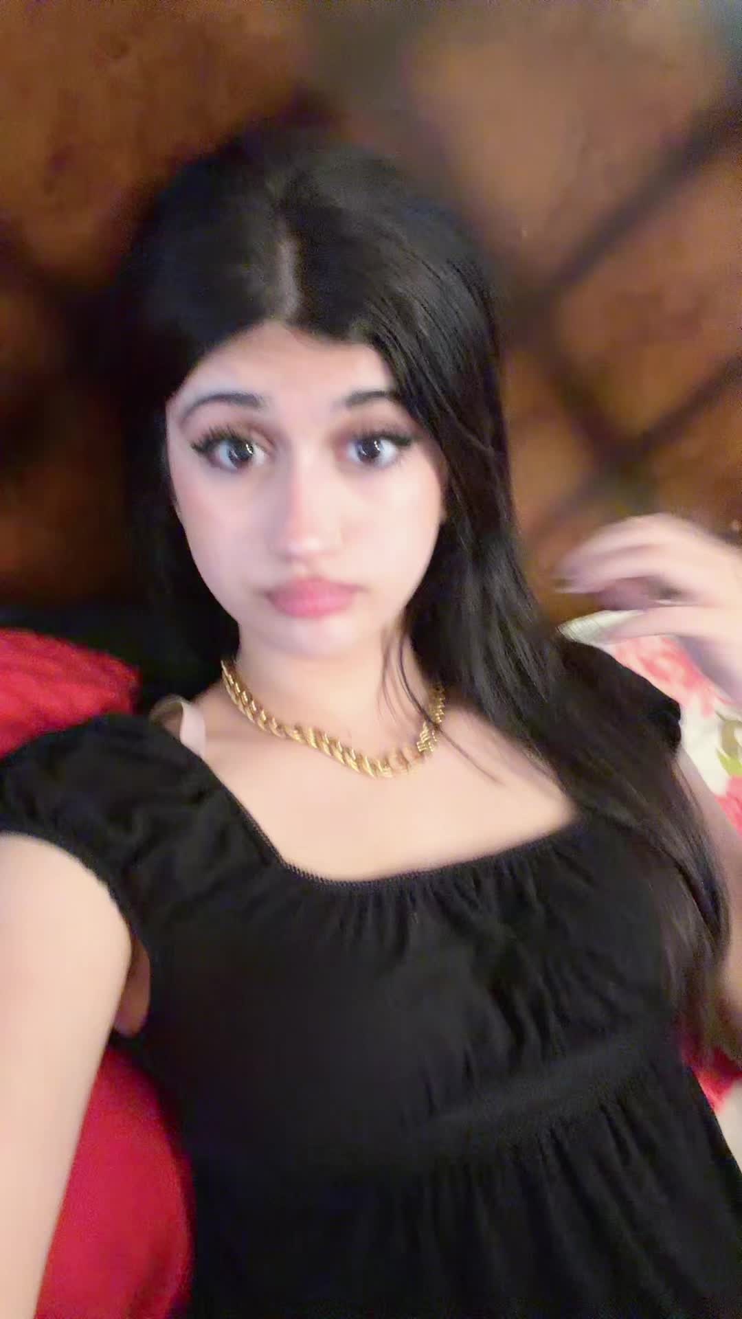 @$abrina
