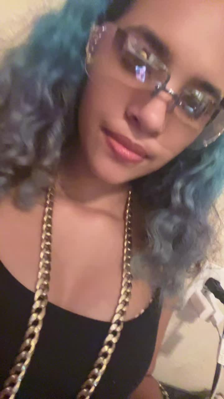 @Yayaisthegirl