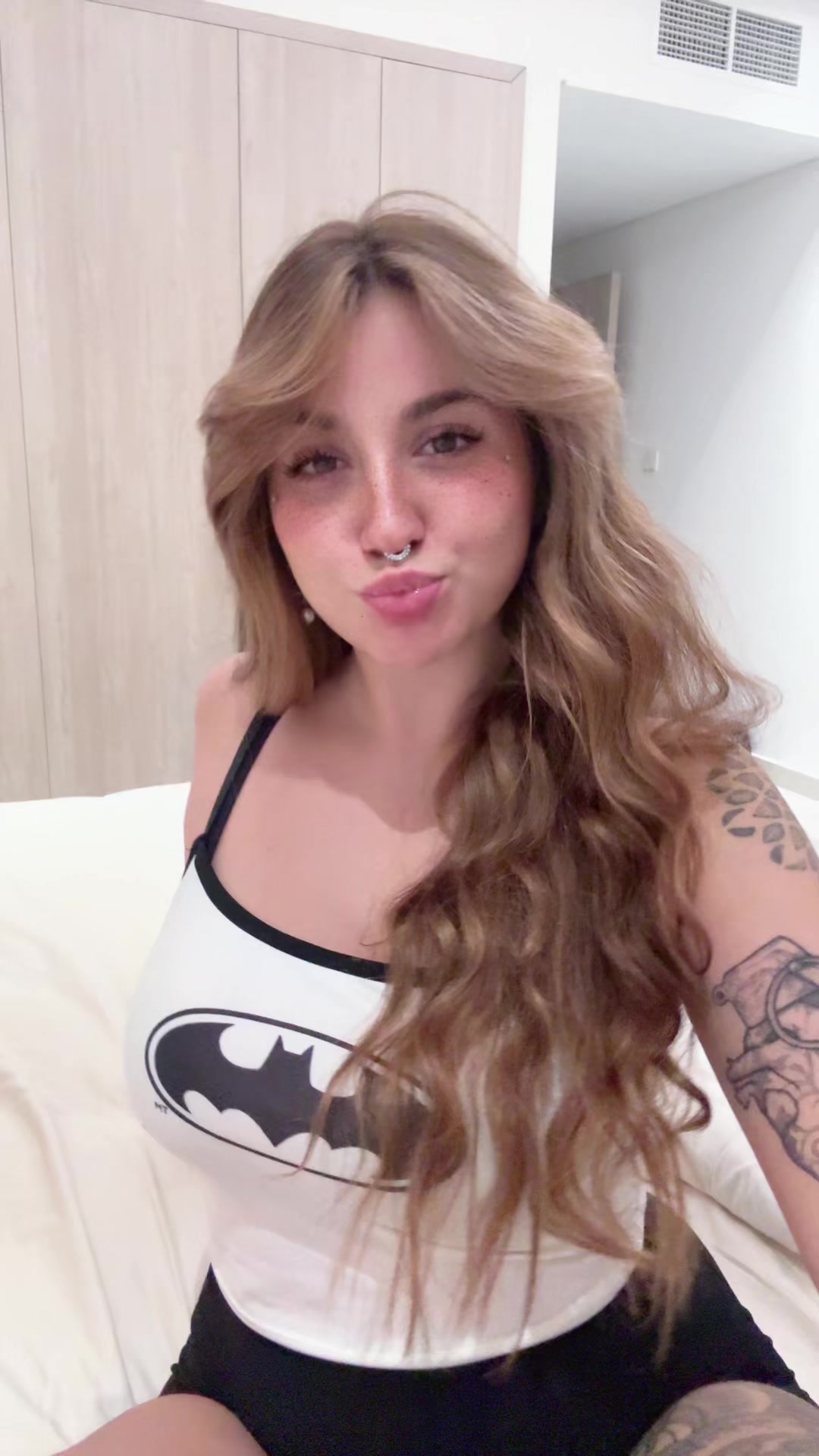 @Bluemooncri🦋