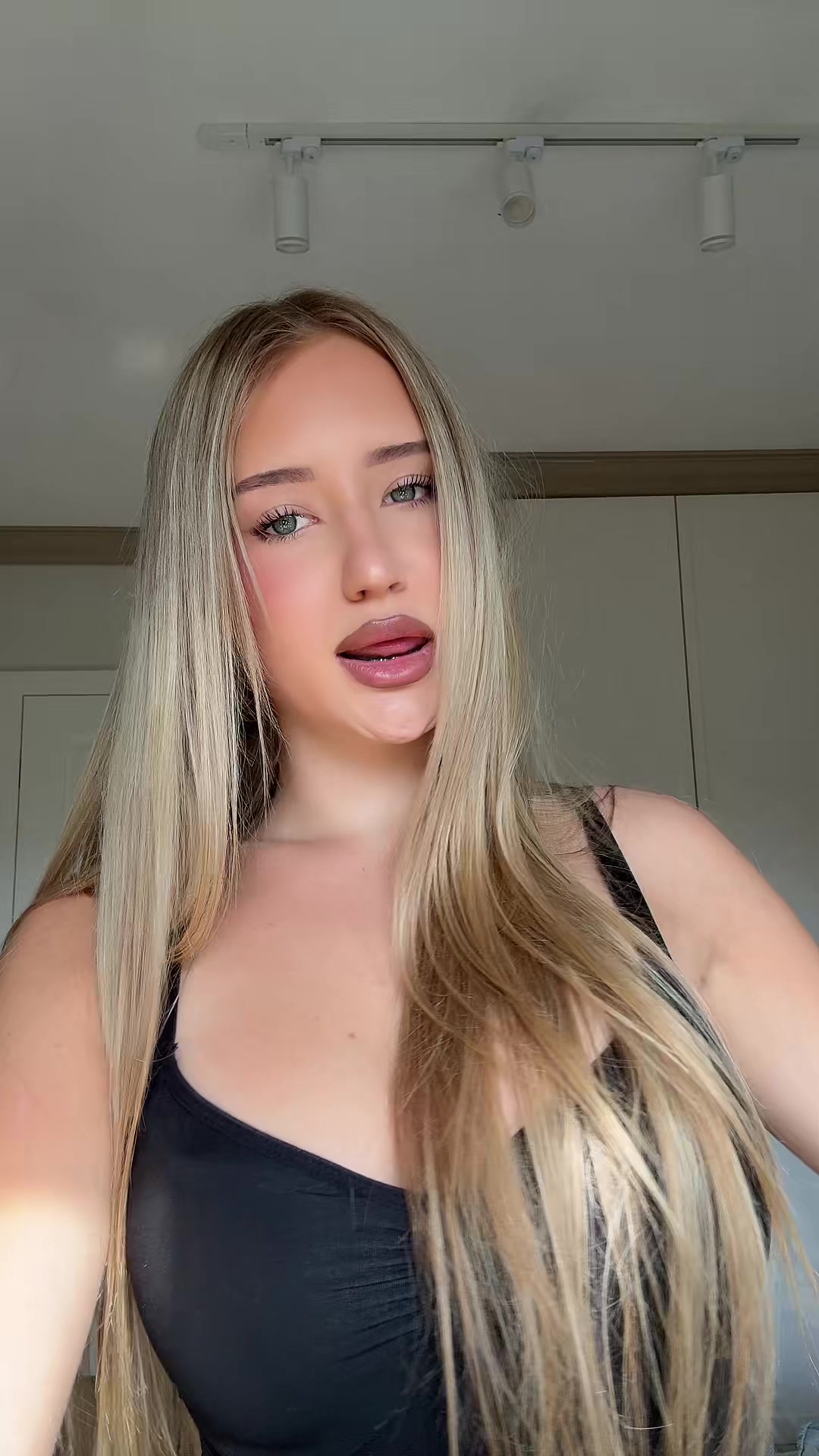 @n