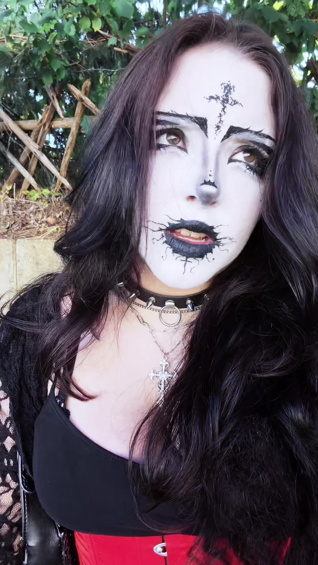 @[⛓️🕸️emily🕸️⛓️]