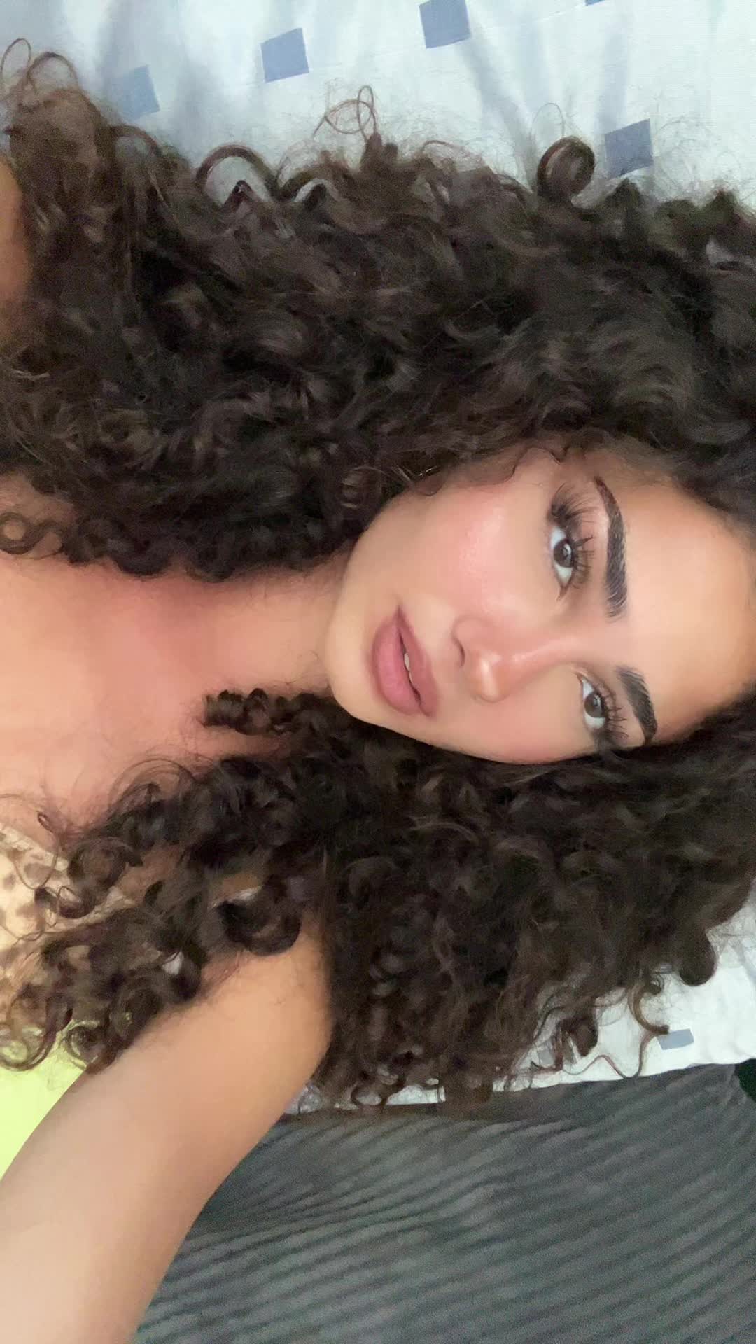 @Aischaa