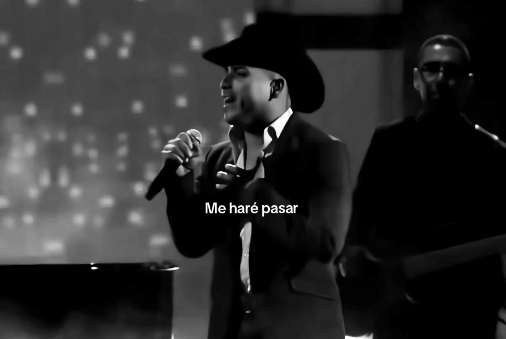 @Isaías