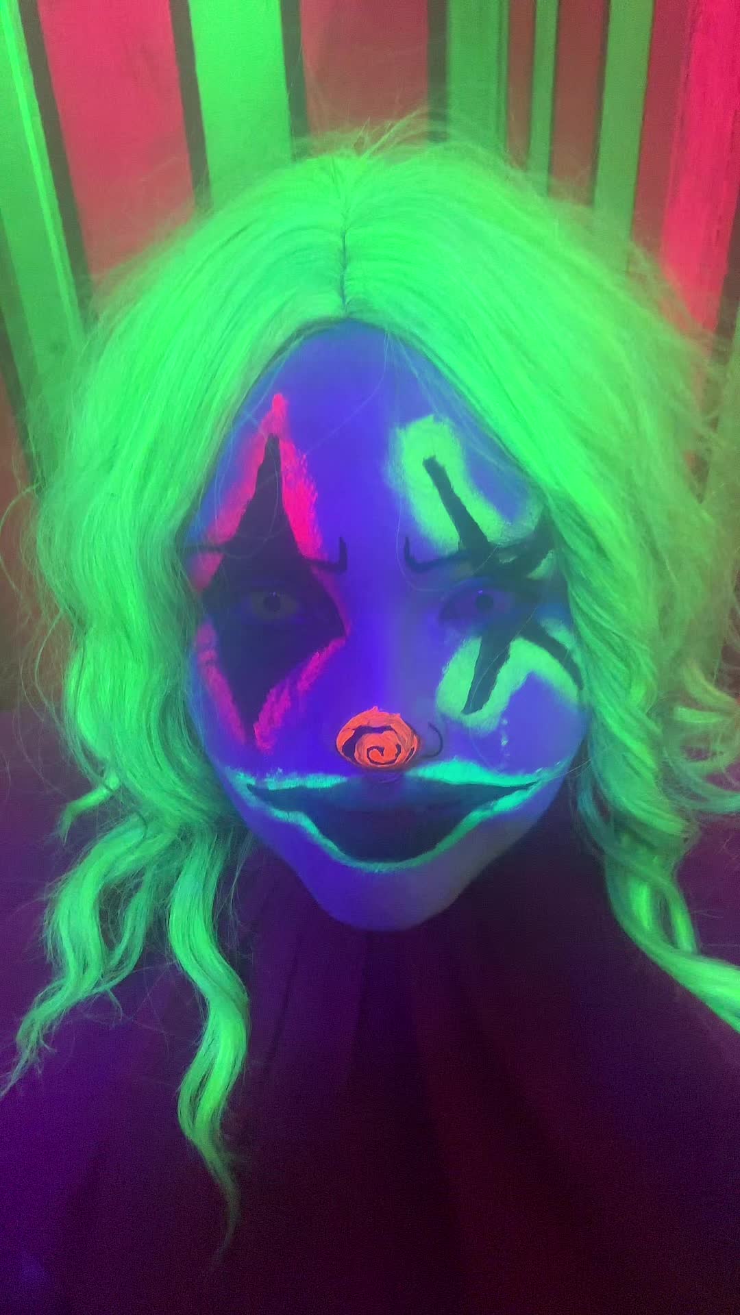 @BeeBee The Cannibal Clown