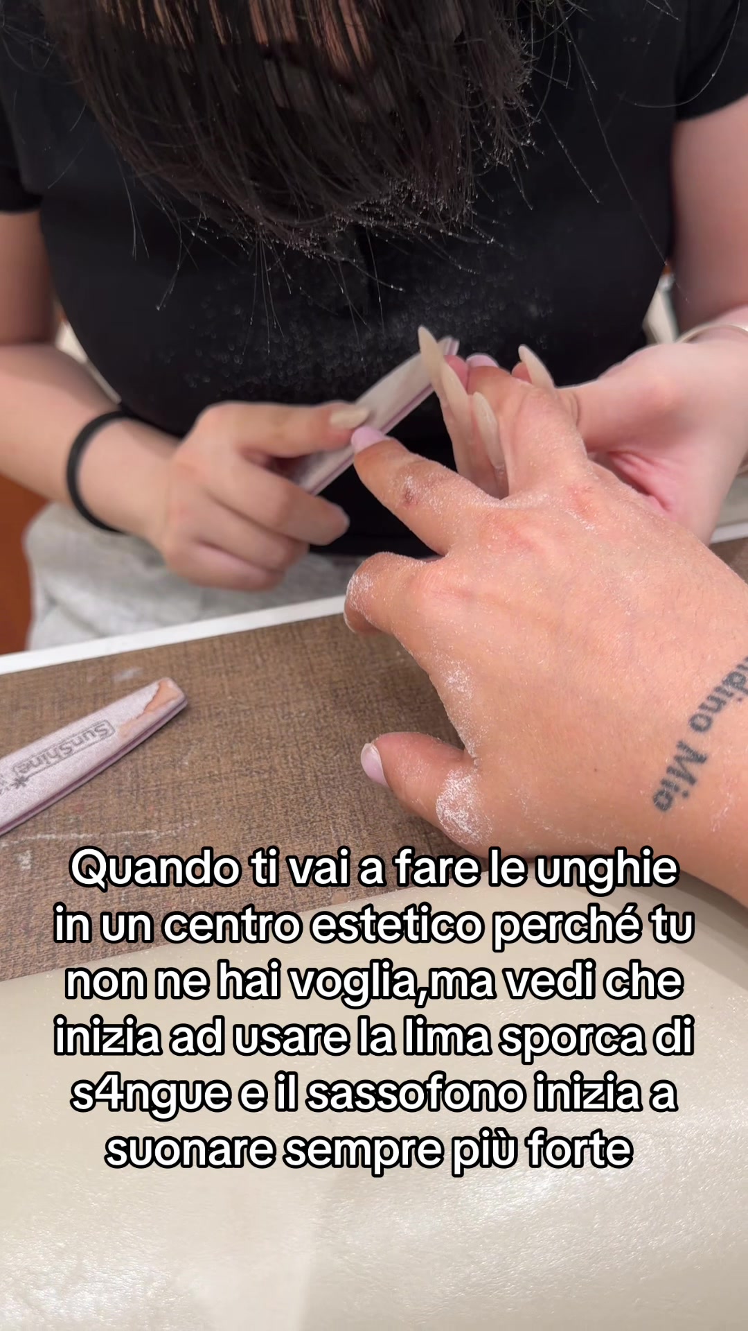 @valeriacoffanail