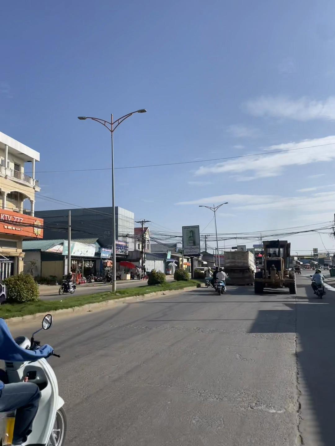 @Sh លក់គ្រែដែក