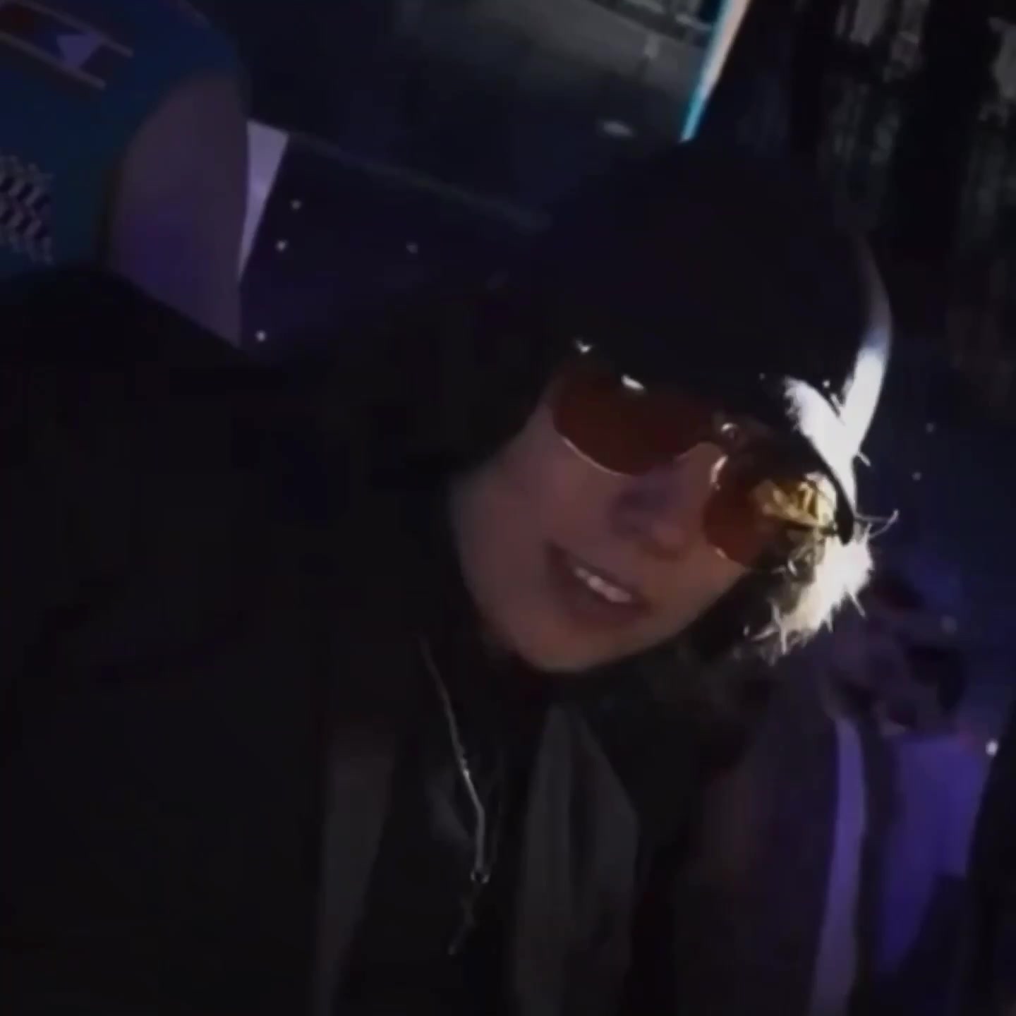 @kat