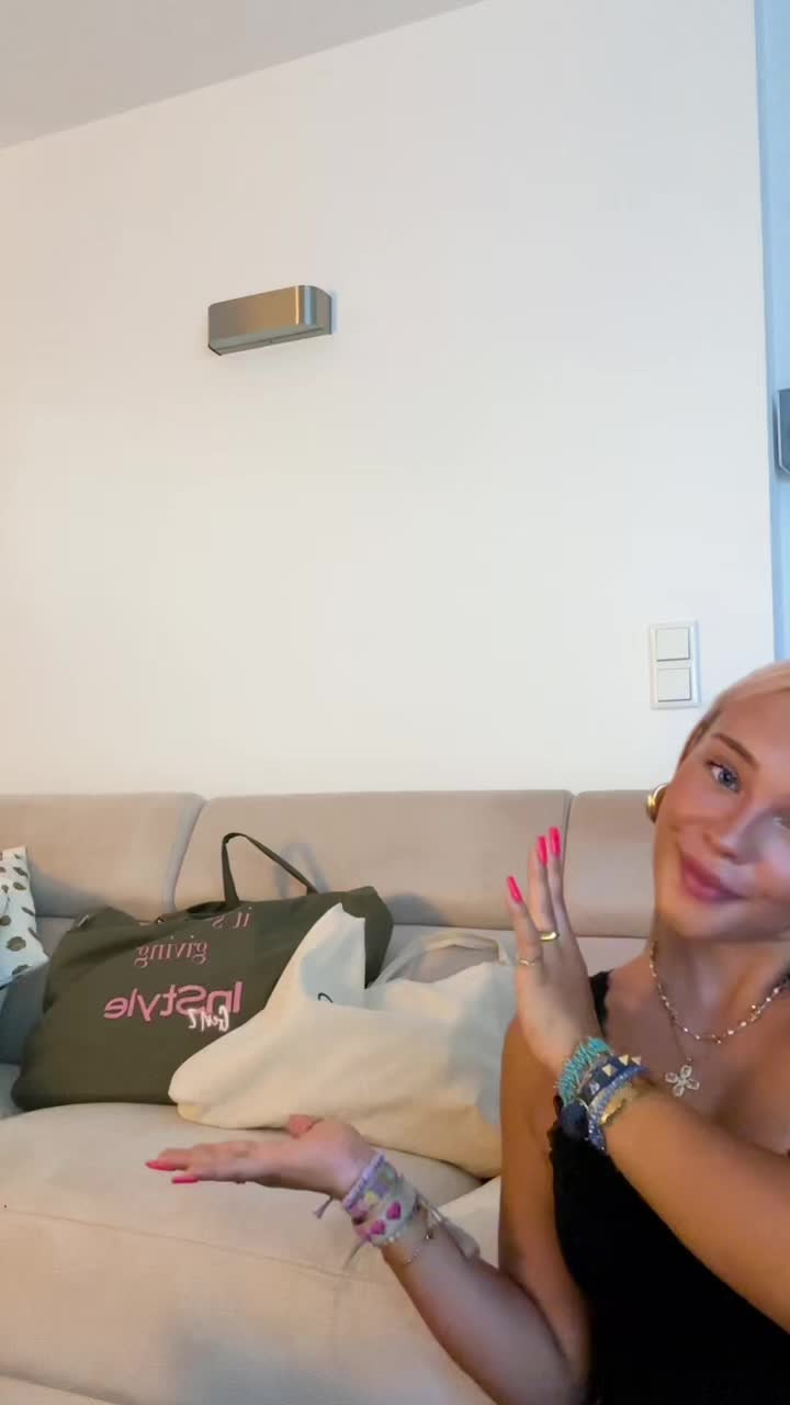 @Elli ⭐️