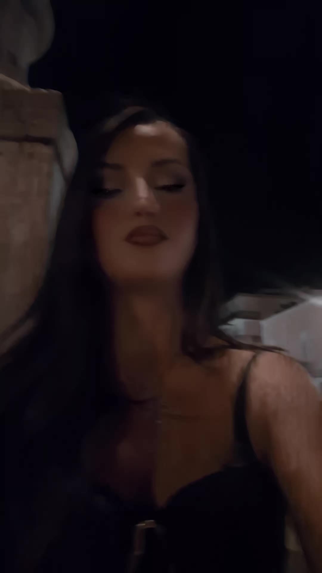 @tizianarebelgirl