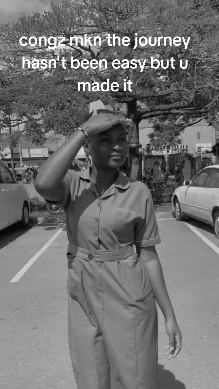 @CERTIFIED LONER 256💙❤️