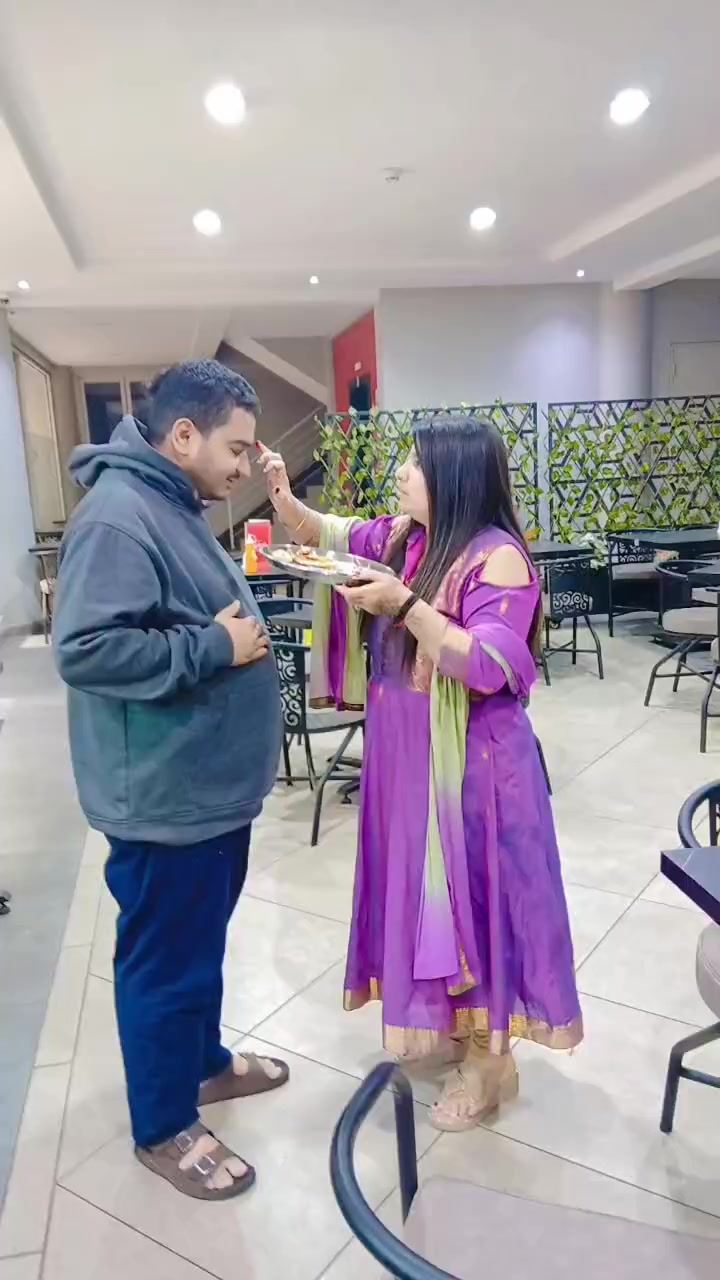 @vishakhakhetiya gj10