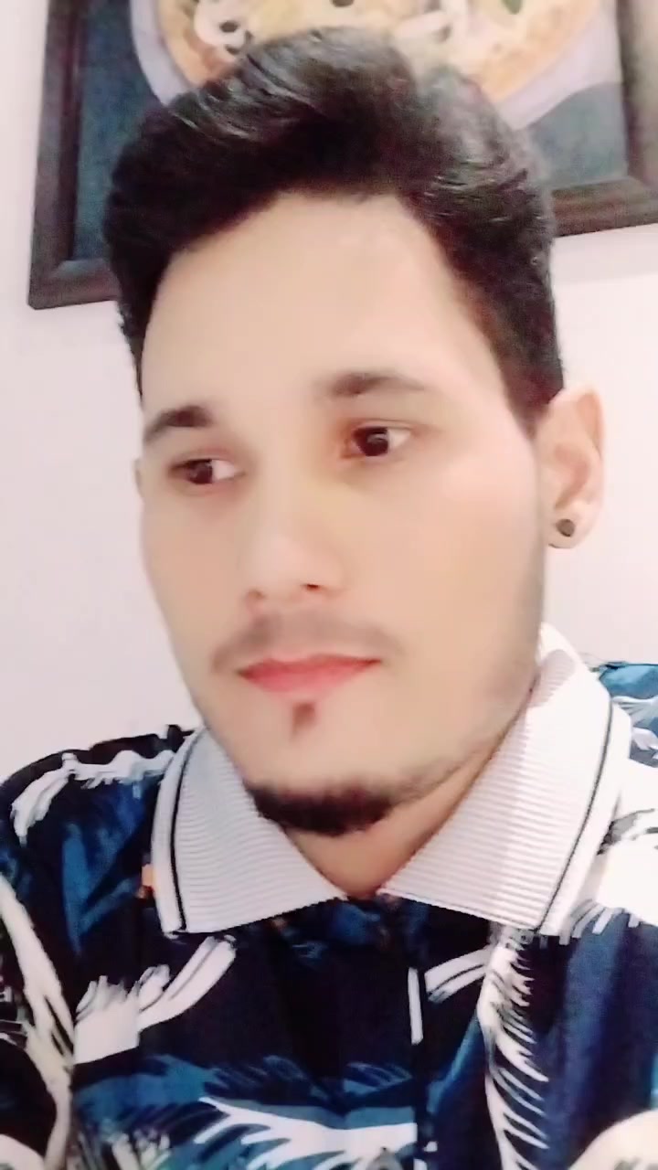 @𝘽𝙚𝙚𝙠𝘼𝙨𝙝_𝙏𝙝𝙖𝙦𝙪𝙧𝙞✅