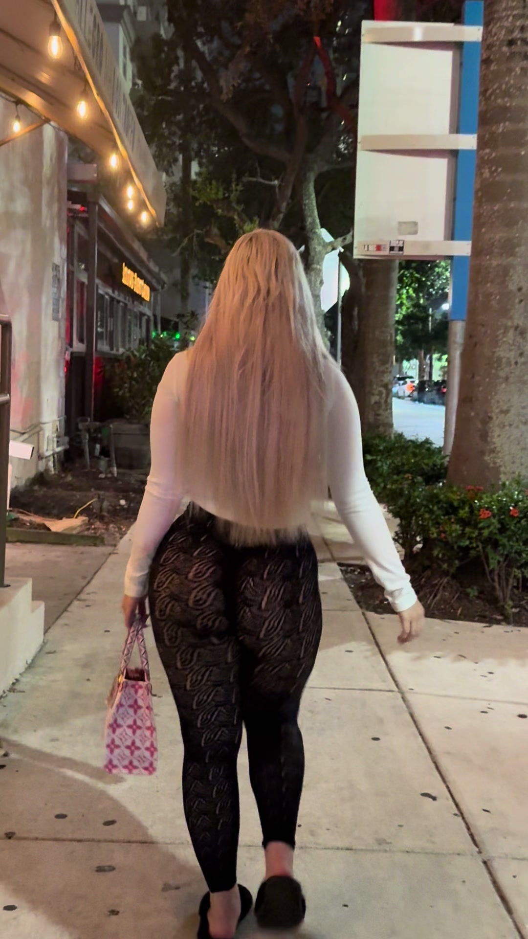 @gabriela