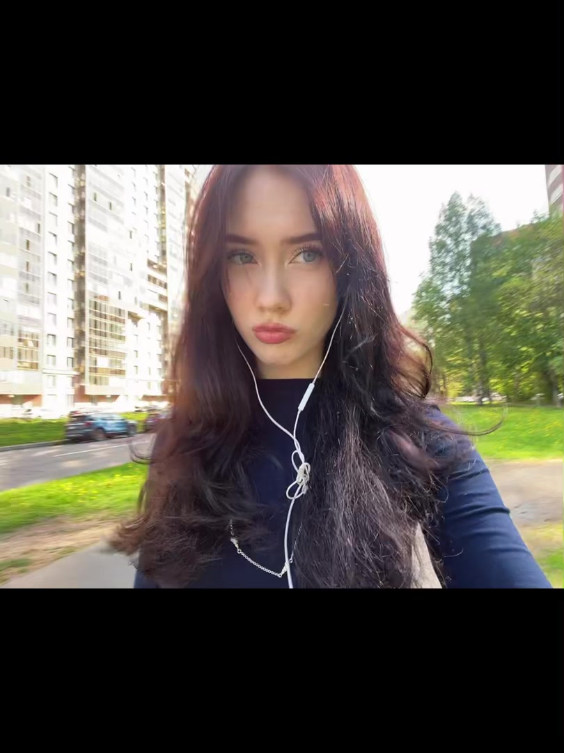 @кира вест