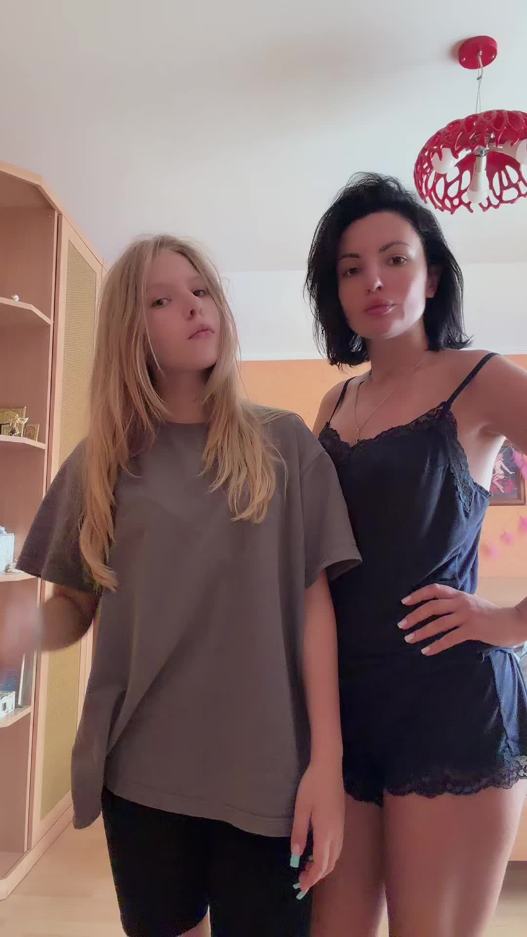 @maywll