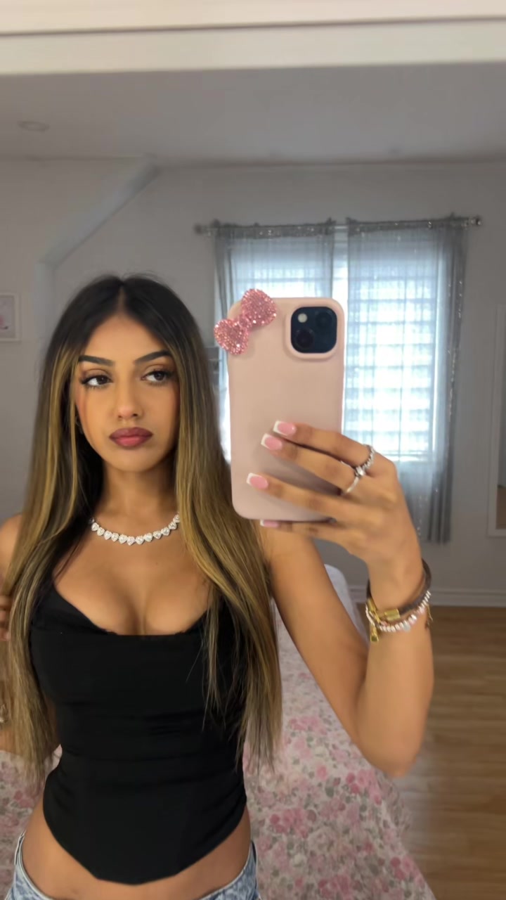 @sarina🎀🥂🪩🐆✨