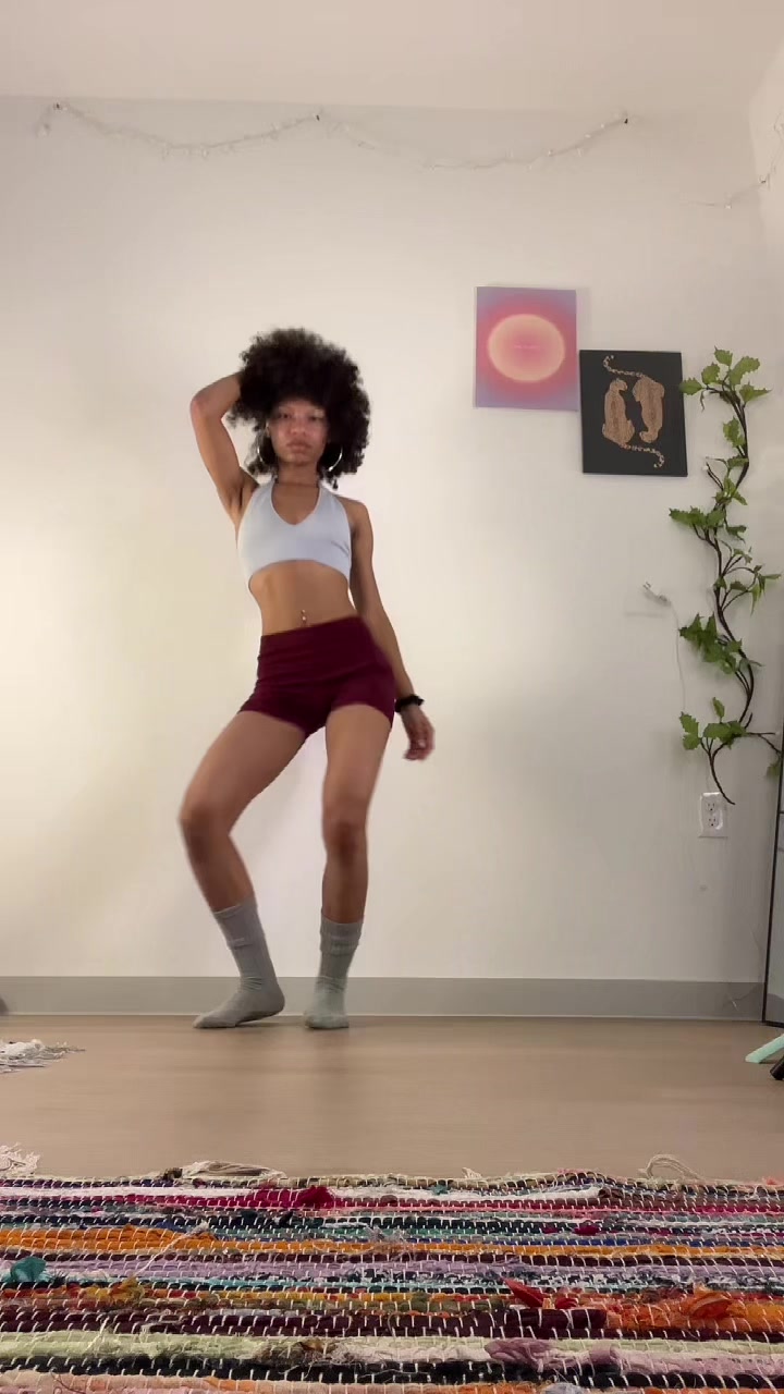 @🤸🏽♀️