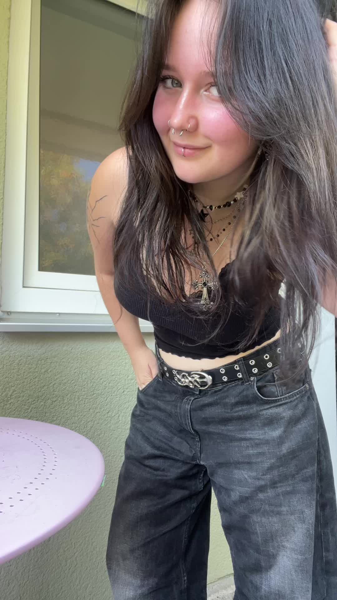 @<3