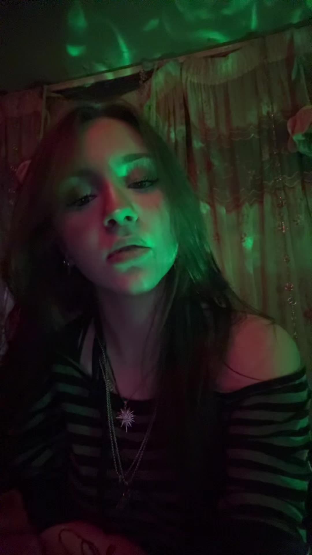 @𝐌𝐚𝐫𝐨:☆