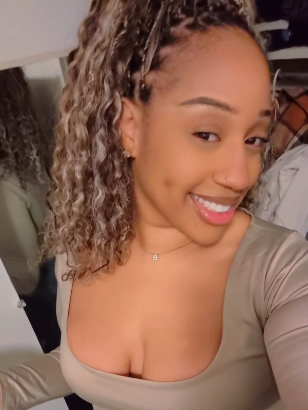 @Thisgirl_smilesalot