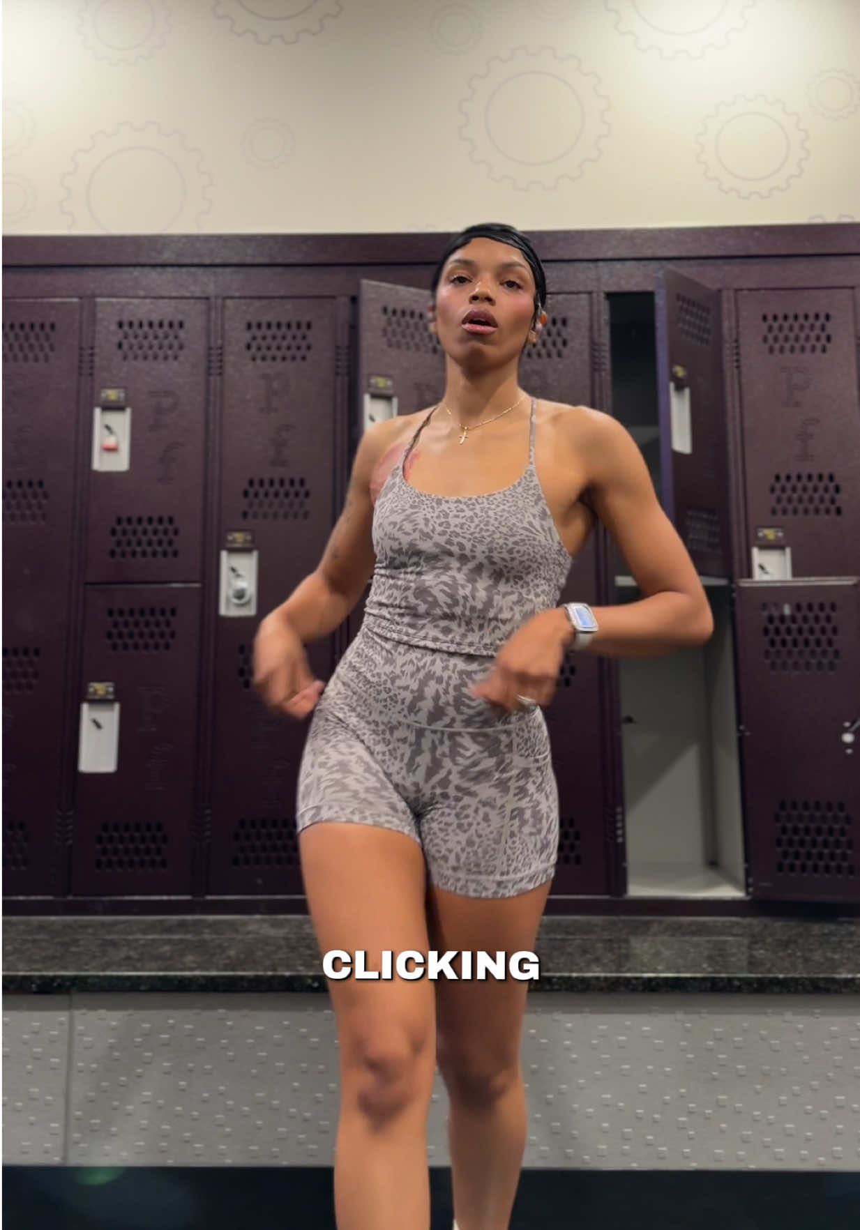 @Miriam|content creator